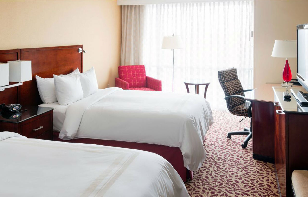 Wyndham Cleveland Airport Hotel Екстериор снимка